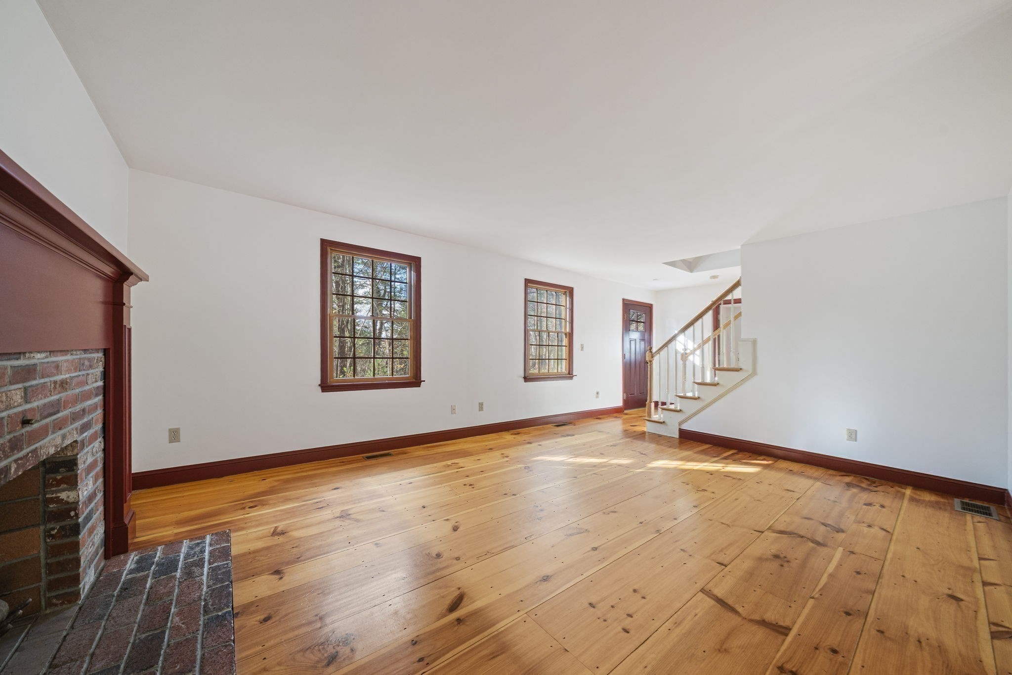 107 Henry St, Uxbridge, MA 01569 - Image 16