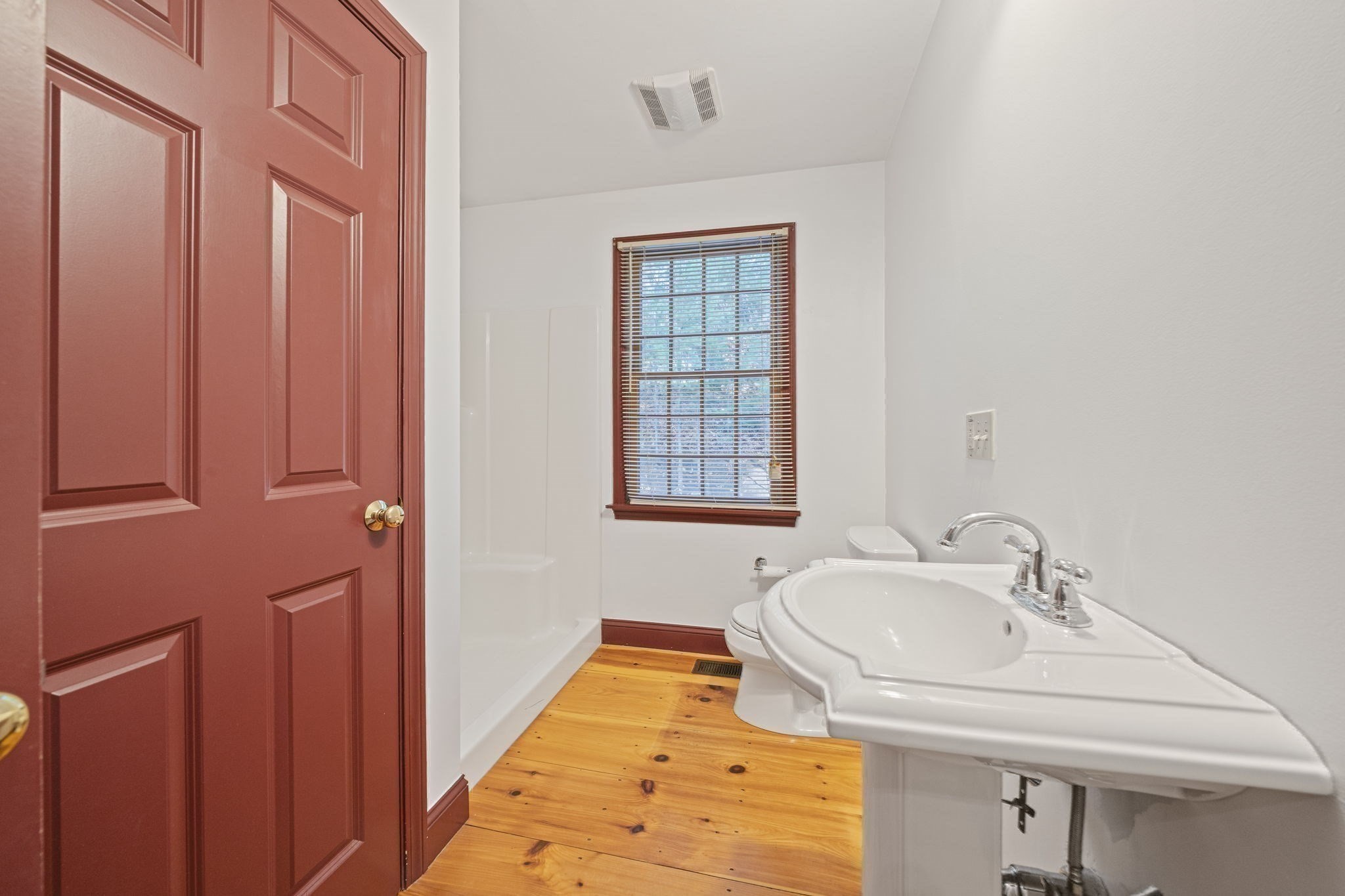 107 Henry St, Uxbridge, MA 01569 - Image 19