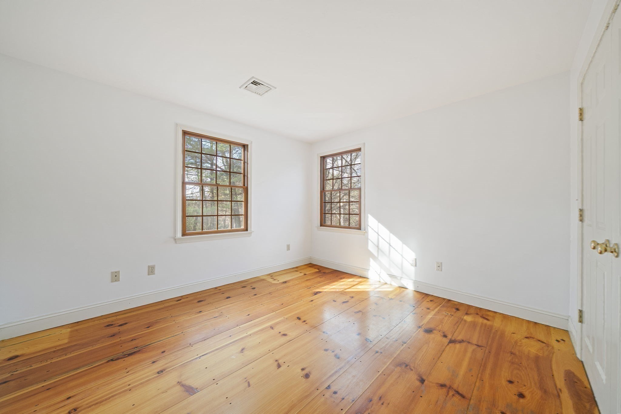 107 Henry St, Uxbridge, MA 01569 - Image 22