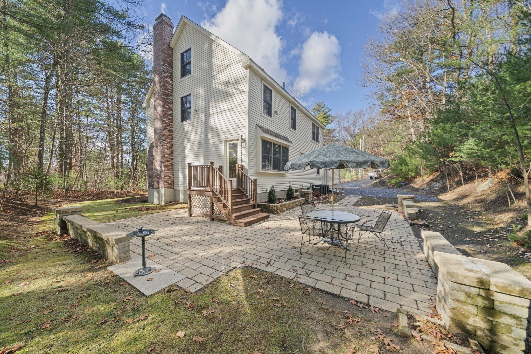 107 Henry St, Uxbridge, MA 01569 - Image 4