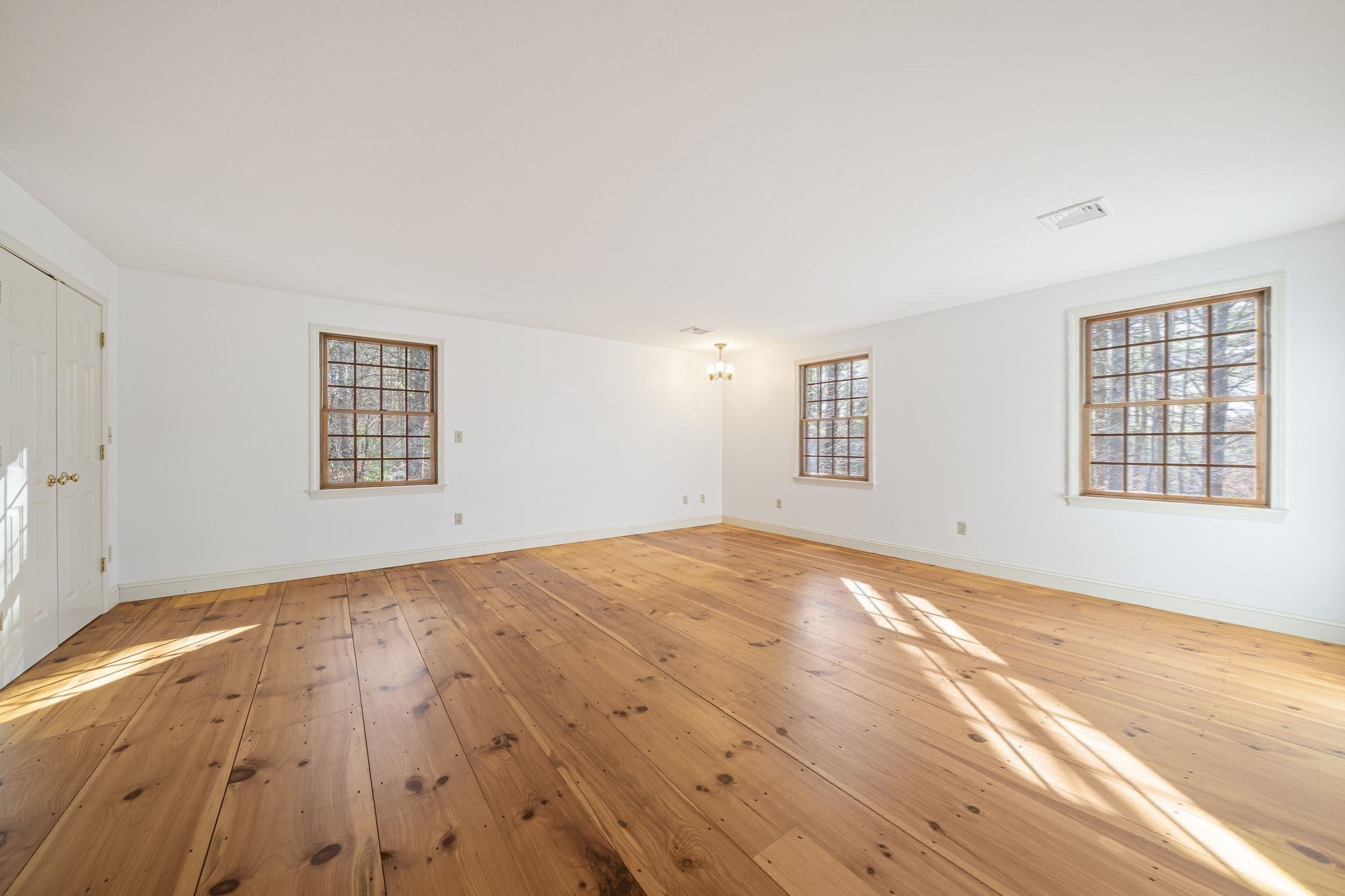 107 Henry St, Uxbridge, MA 01569 - Image 41