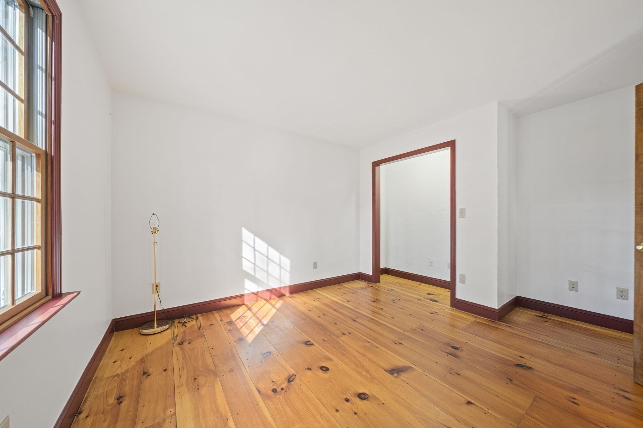 107 Henry St, Uxbridge, MA 01569 - Image 42