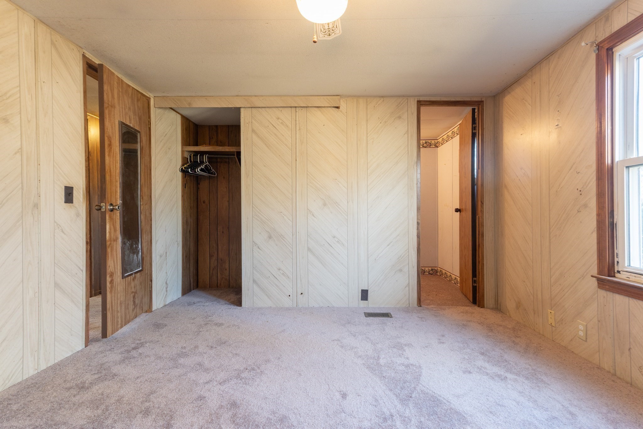 238 Brookfield Road, Brimfield, MA 01010 - Image 12