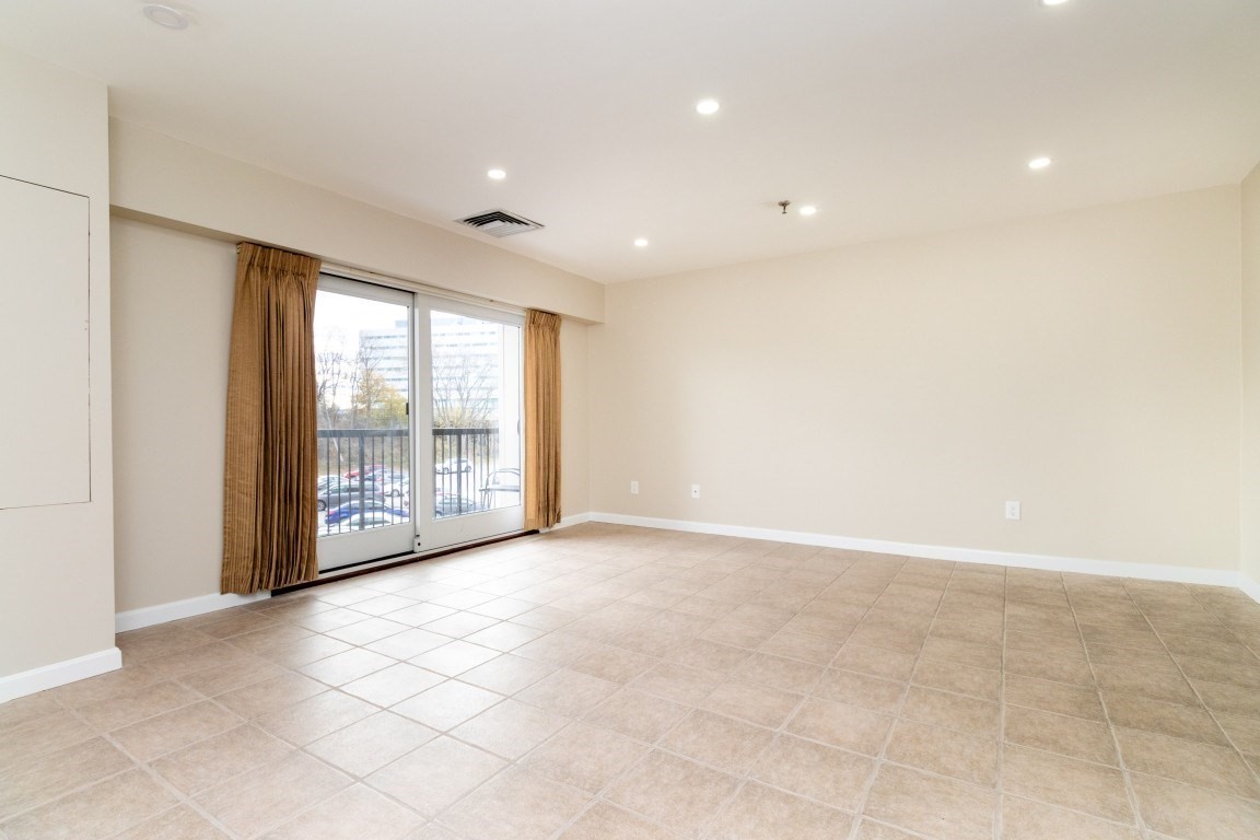 133 Commander Shea Blvd Unit 204, Quincy, MA 02171 - Image 11