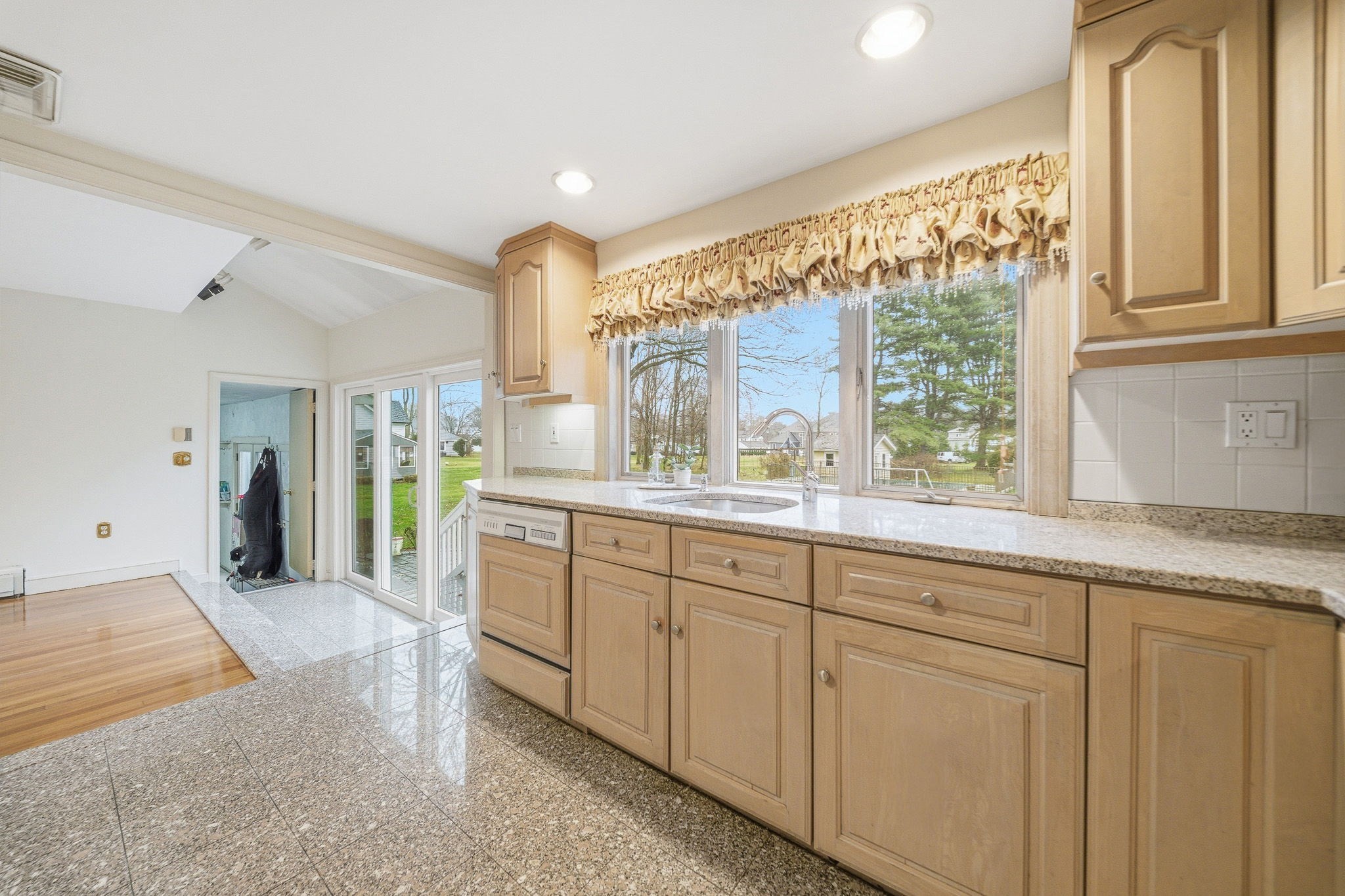 2 Witham Street, Lynnfield, MA 01940 - Image 11