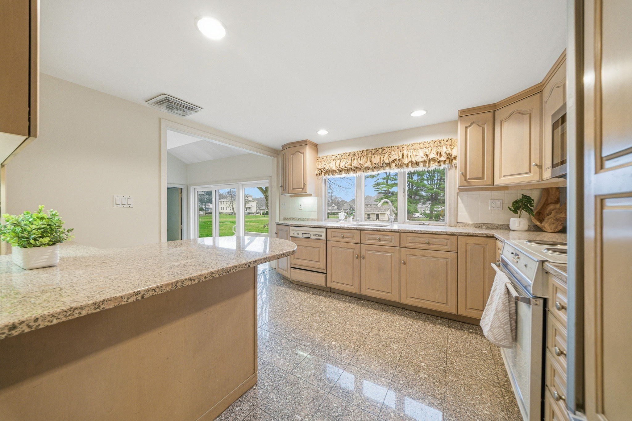 2 Witham Street, Lynnfield, MA 01940 - Image 9