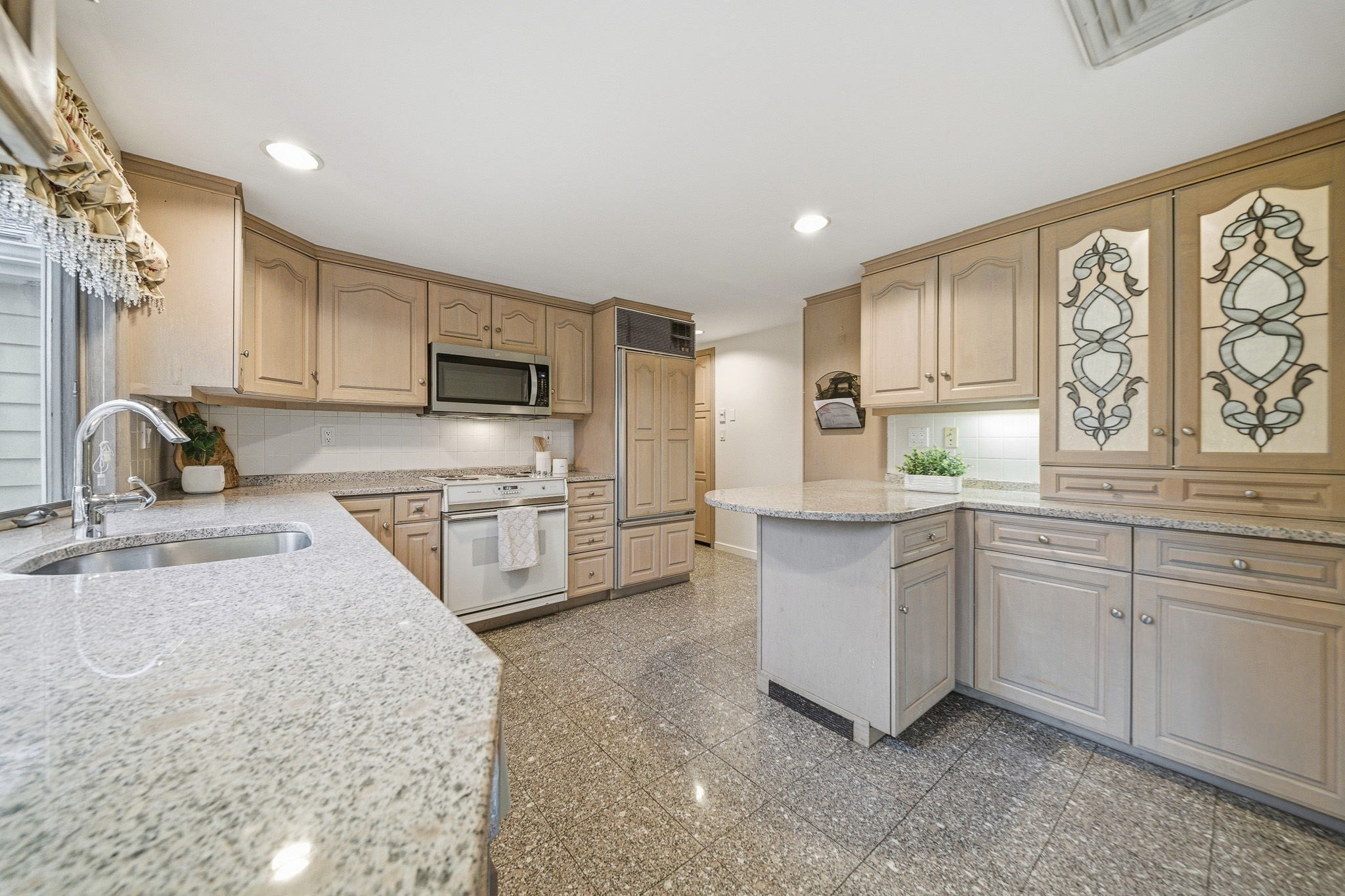 2 Witham Street, Lynnfield, MA 01940 - Image 10