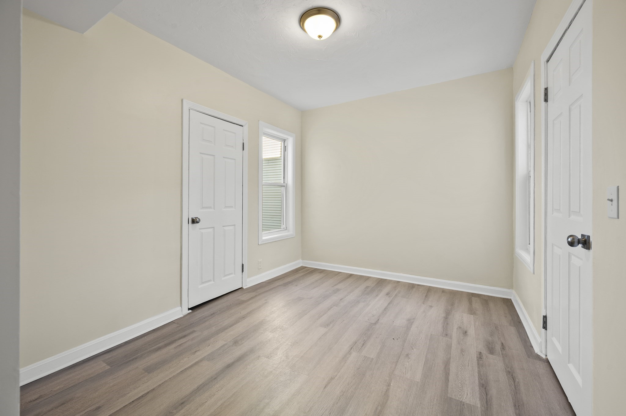 11 Hampshire St, Lowell, MA 01850 - Image 14