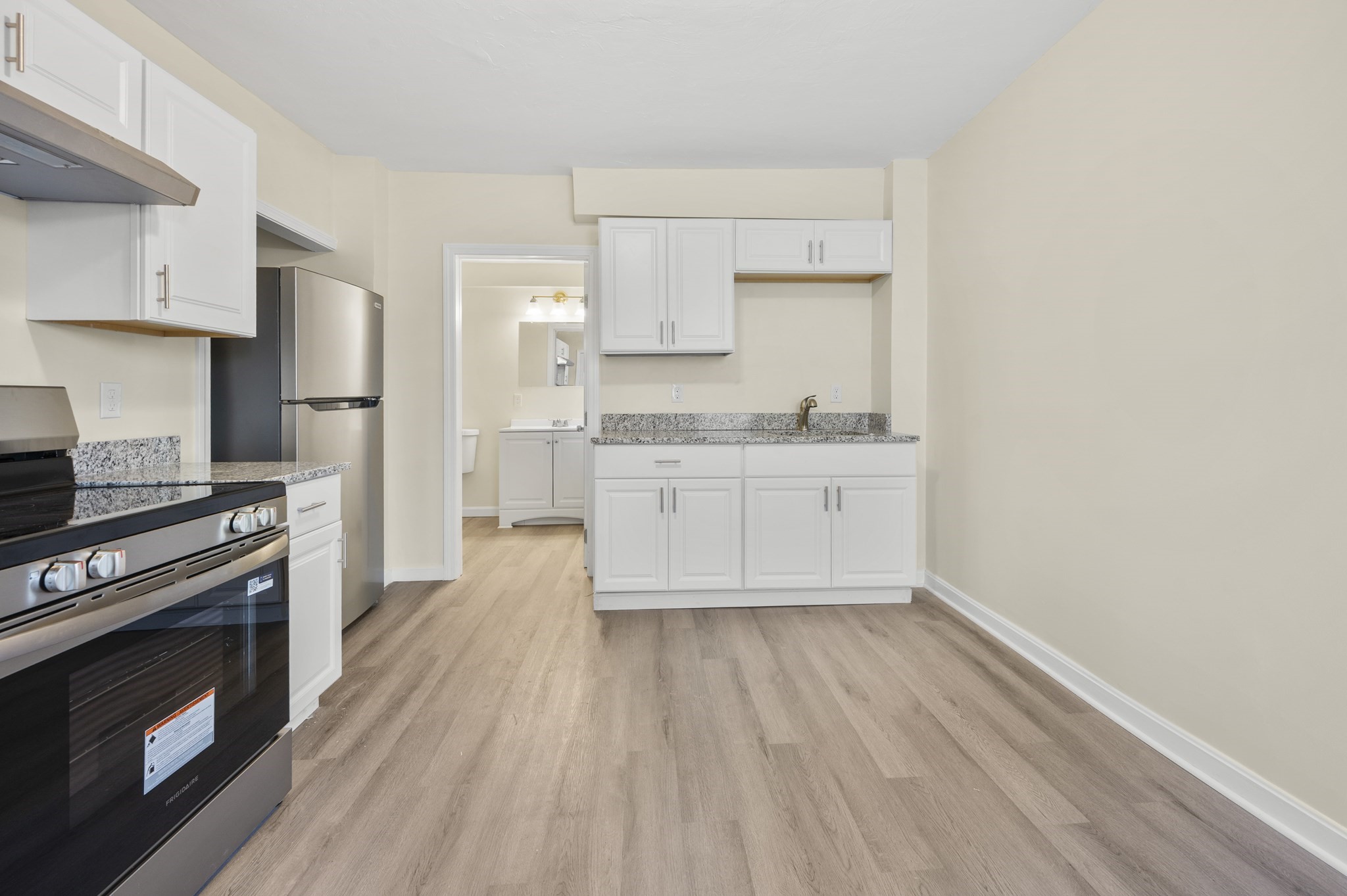 11 Hampshire St, Lowell, MA 01850 - Image 29