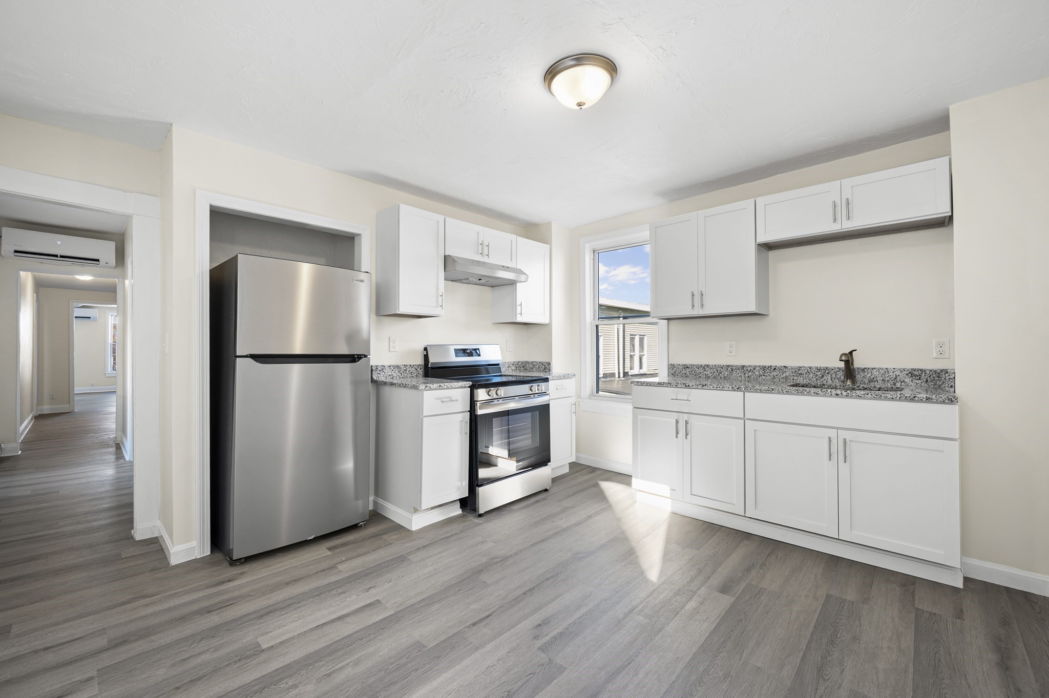 11 Hampshire St, Lowell, MA 01850 - Image 32