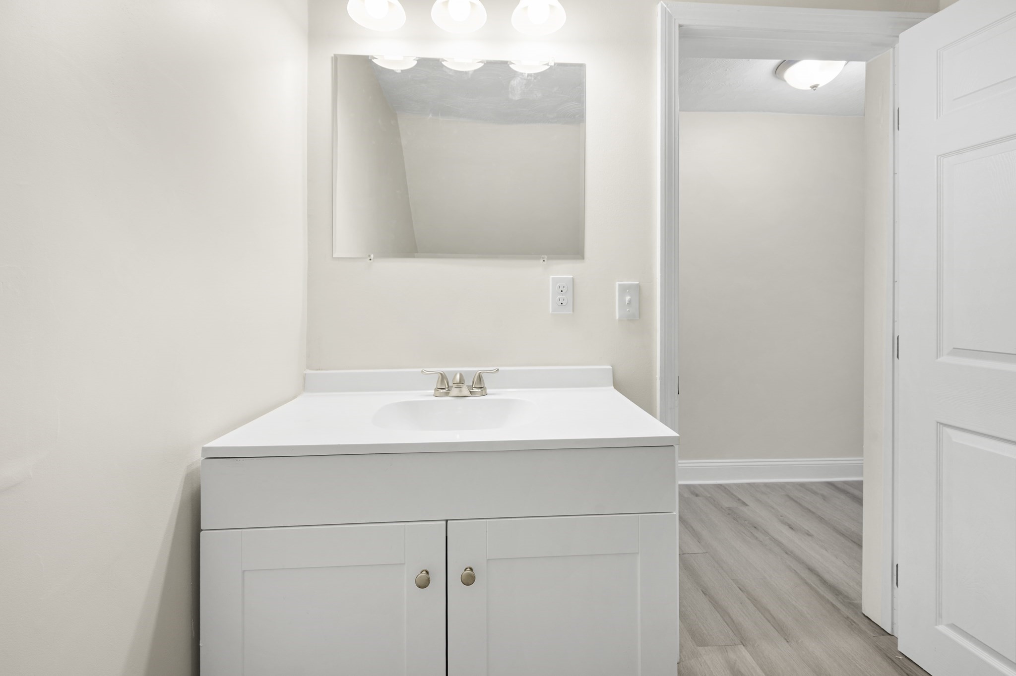 11 Hampshire St, Lowell, MA 01850 - Image 35