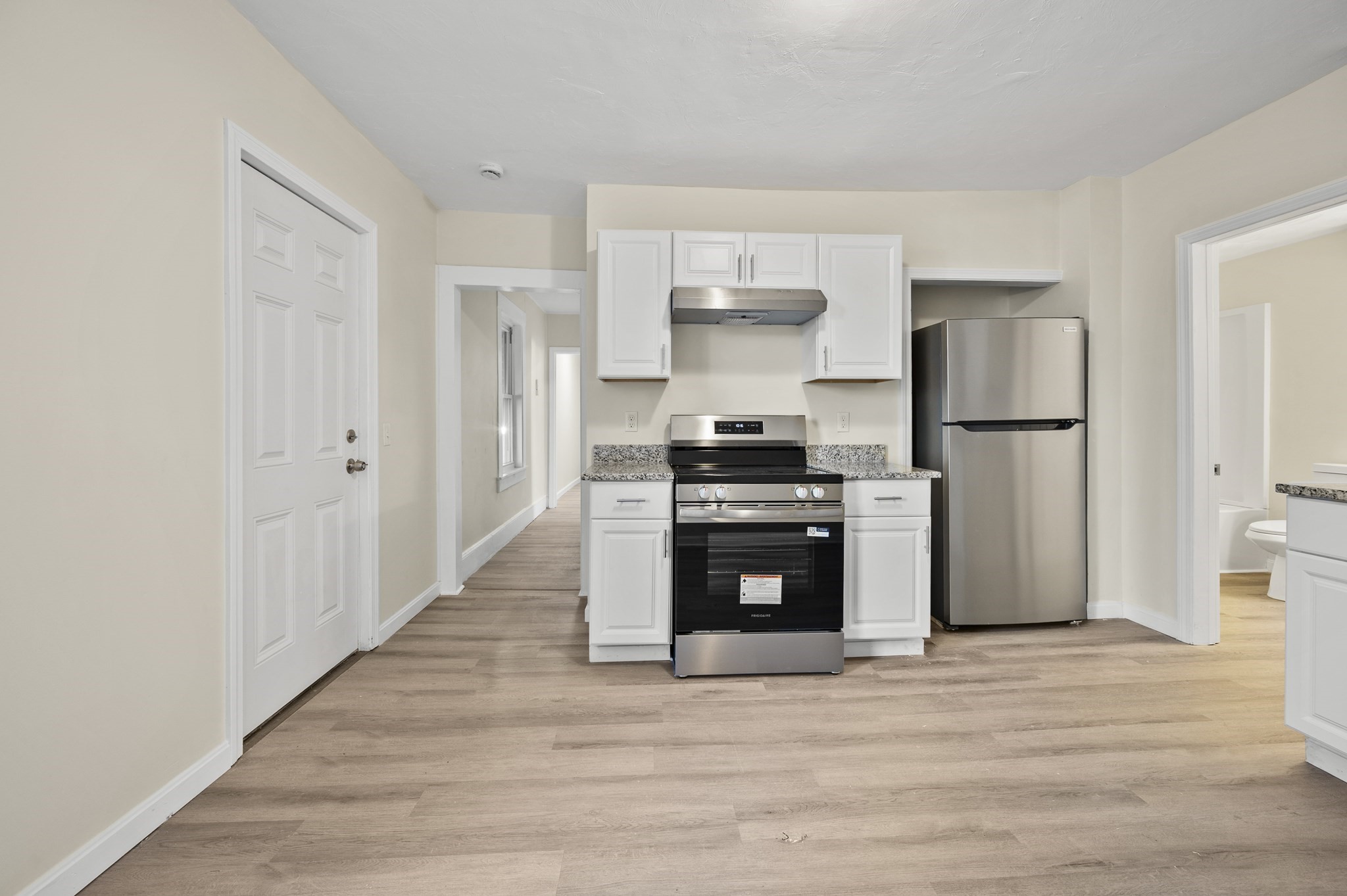 11 Hampshire St, Lowell, MA 01850 - Image 5