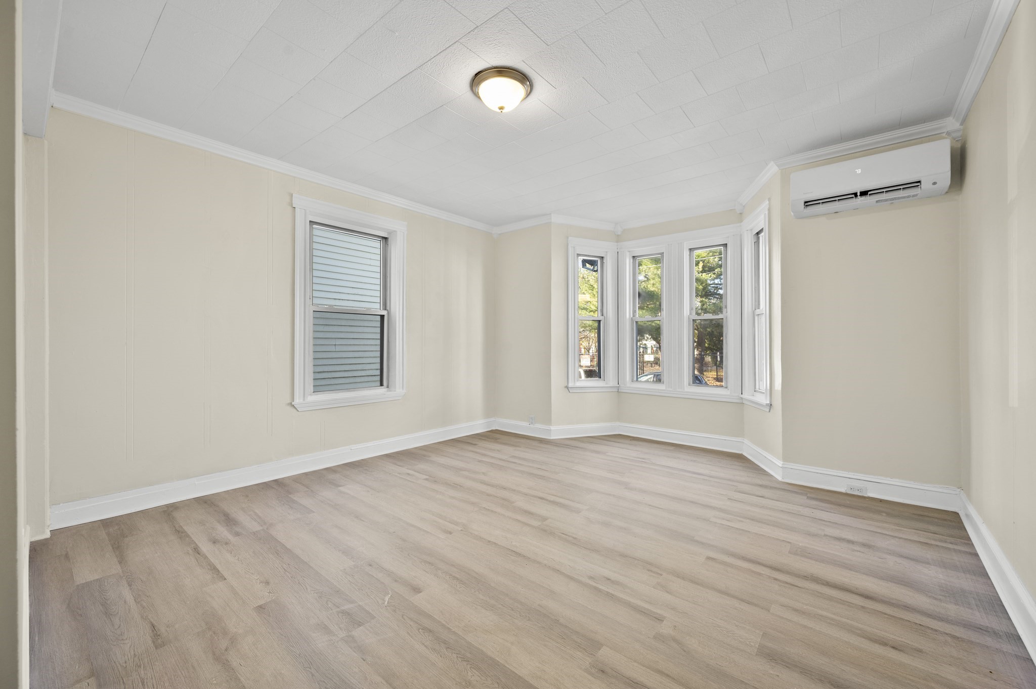 11 Hampshire St, Lowell, MA 01850 - Image 10