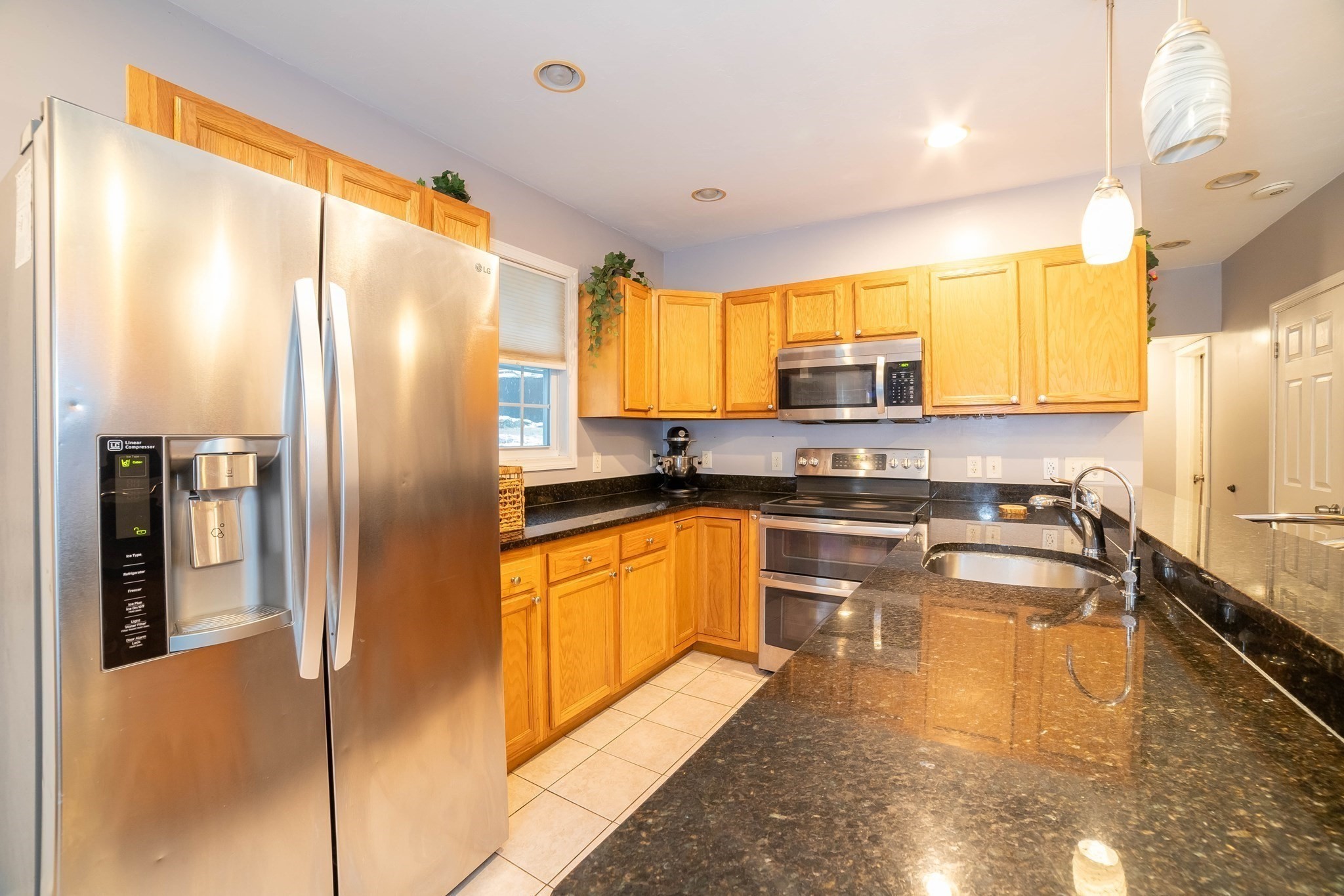 2 Mystic St, Worcester, MA 01607 - Image 10