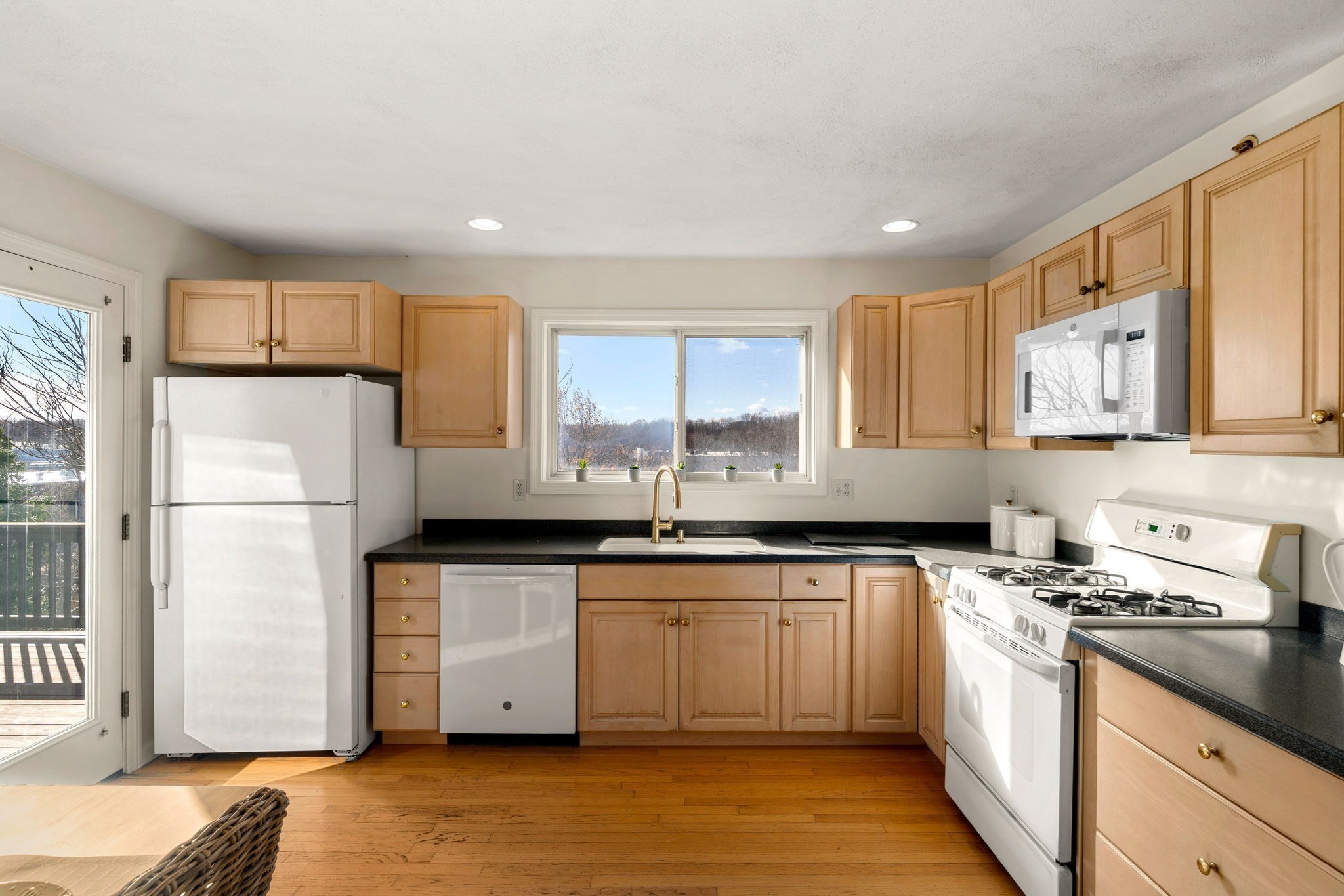 84 Cavendish Circle Unit 84, Salem, MA 01970 - Image 14