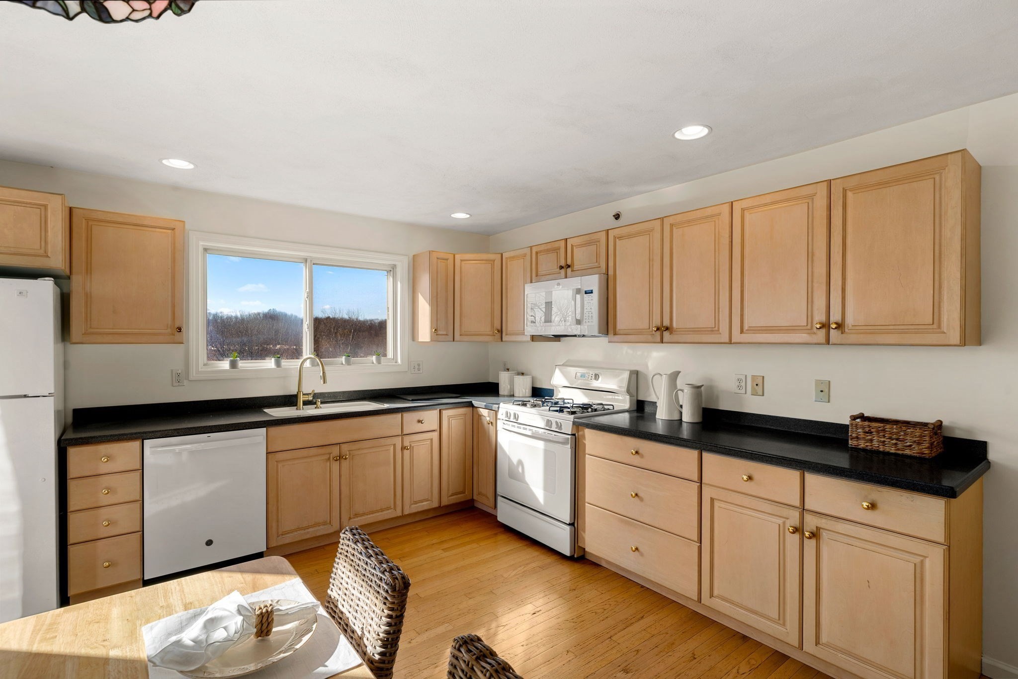 84 Cavendish Circle Unit 84, Salem, MA 01970 - Image 16