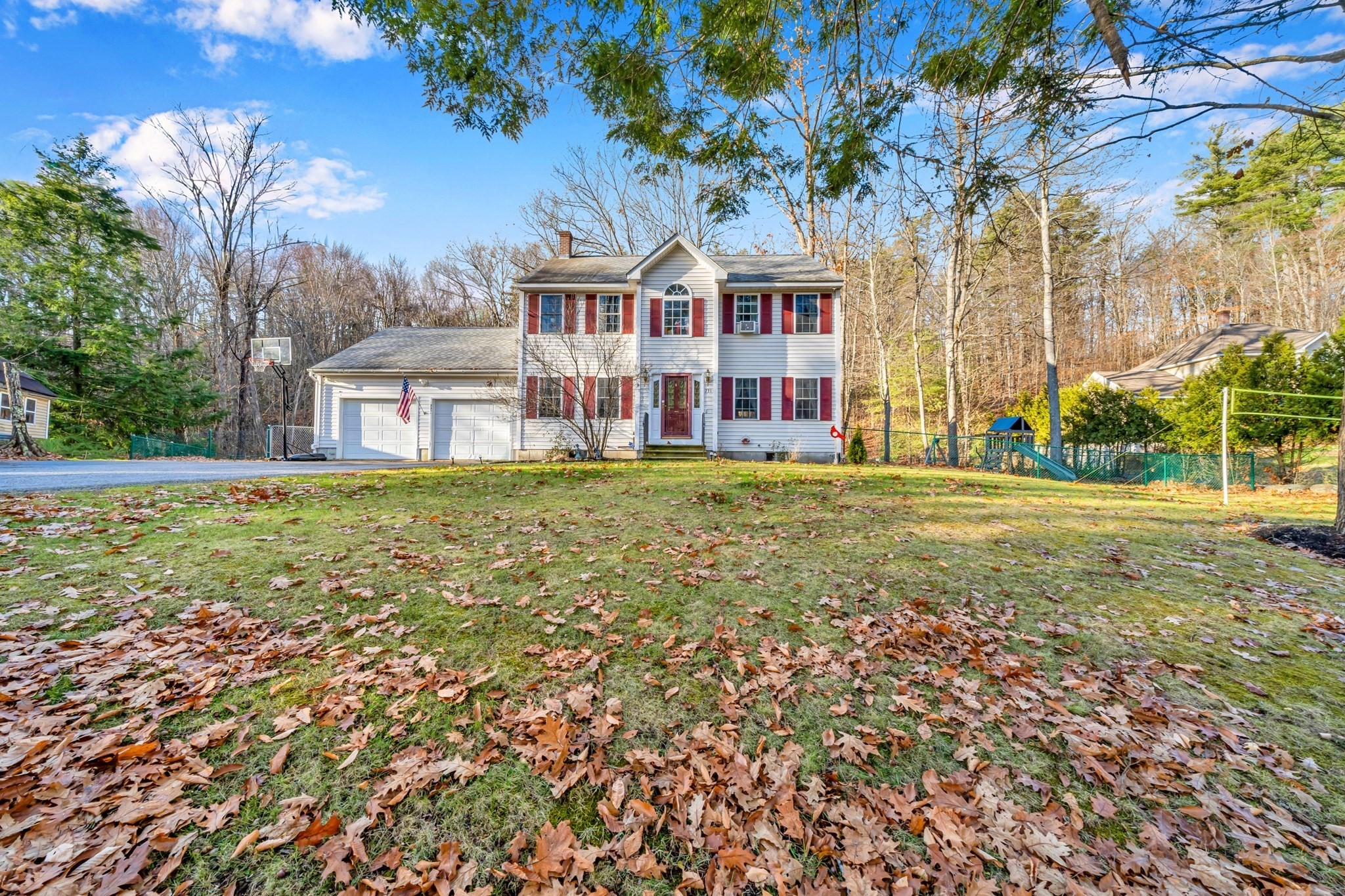 231 River St, Winchendon, MA 01475