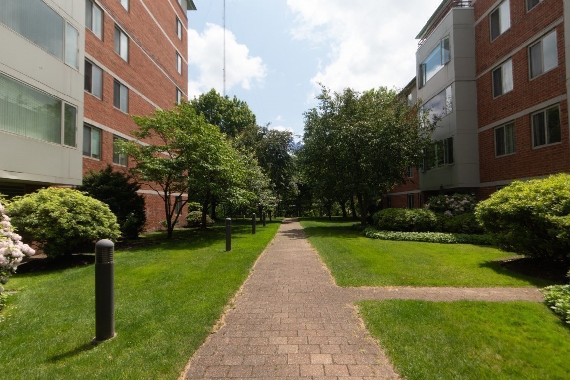 193 Oak St Unit 403, Newton, MA 02464 - Image 16