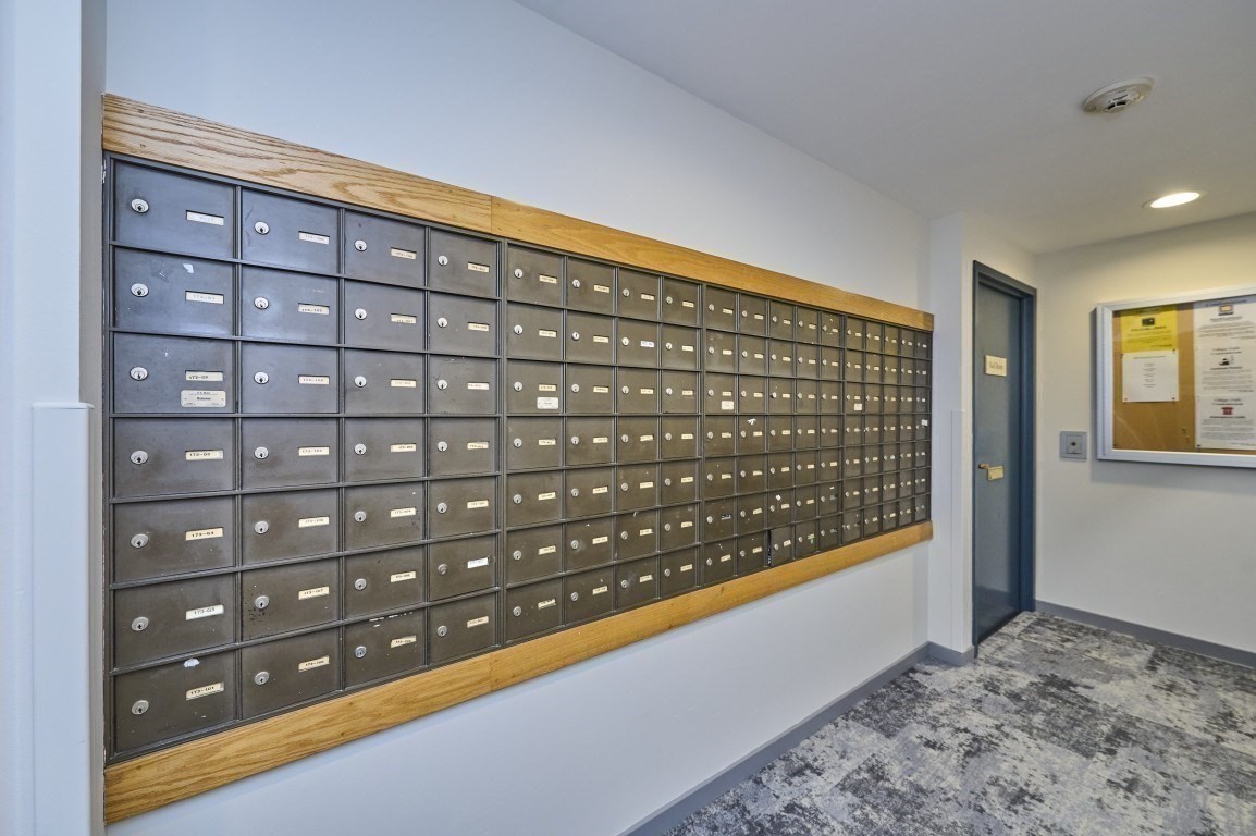 193 Oak St Unit 403, Newton, MA 02464 - Image 18