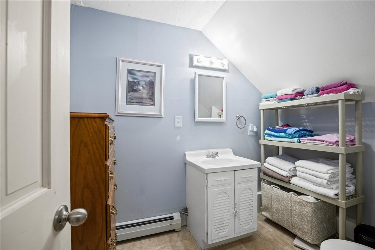 39 Forest St, North Brookfield, MA 01535 - Image 12