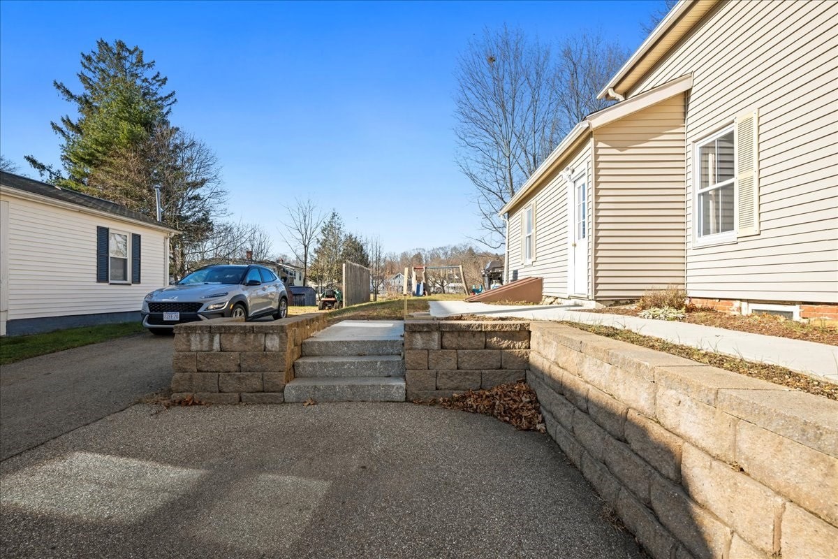 39 Forest St, North Brookfield, MA 01535 - Image 26