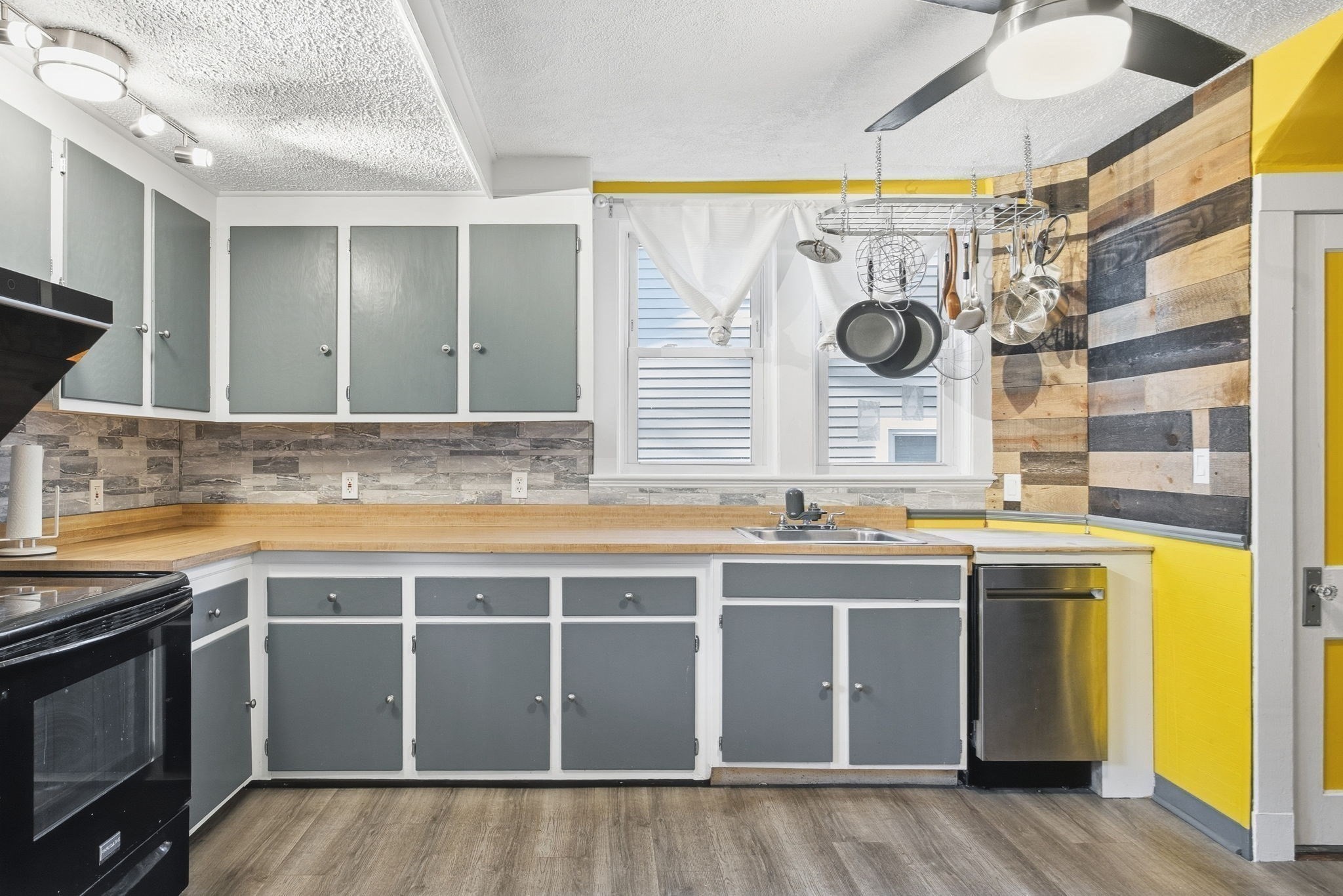 169 Pine St, Quincy, MA 02170 - Image 4