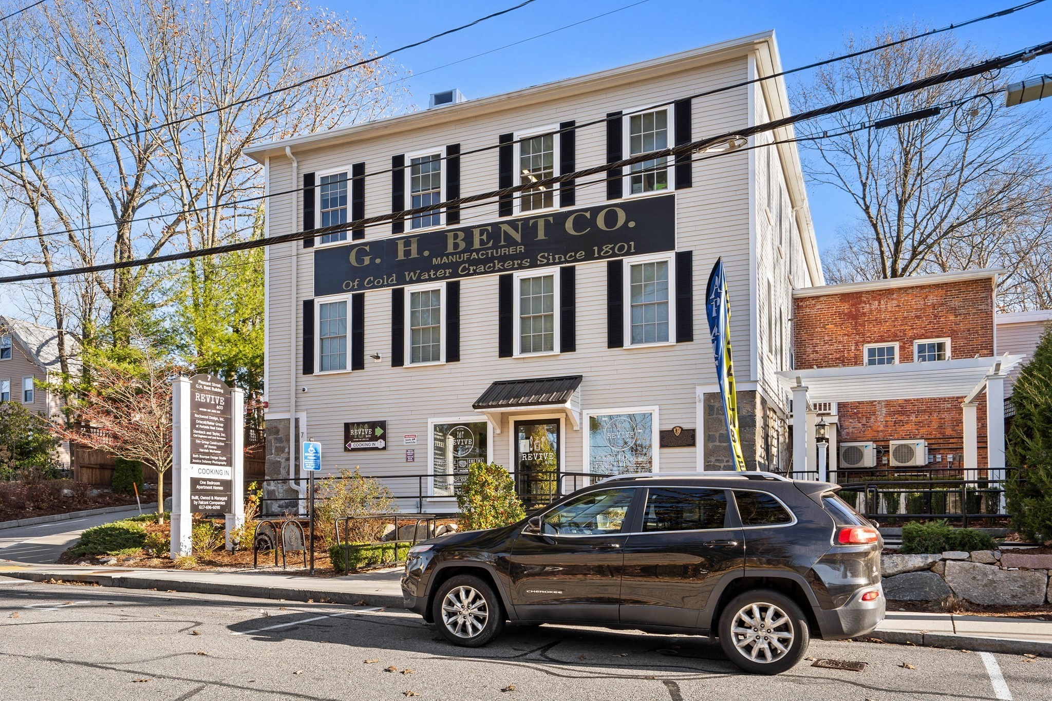 675 Randolph Avenue, Milton, MA 02186 - Image 36