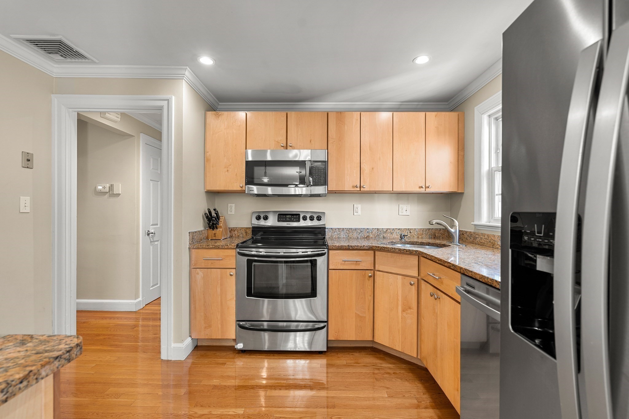 675 Randolph Avenue, Milton, MA 02186 - Image 6
