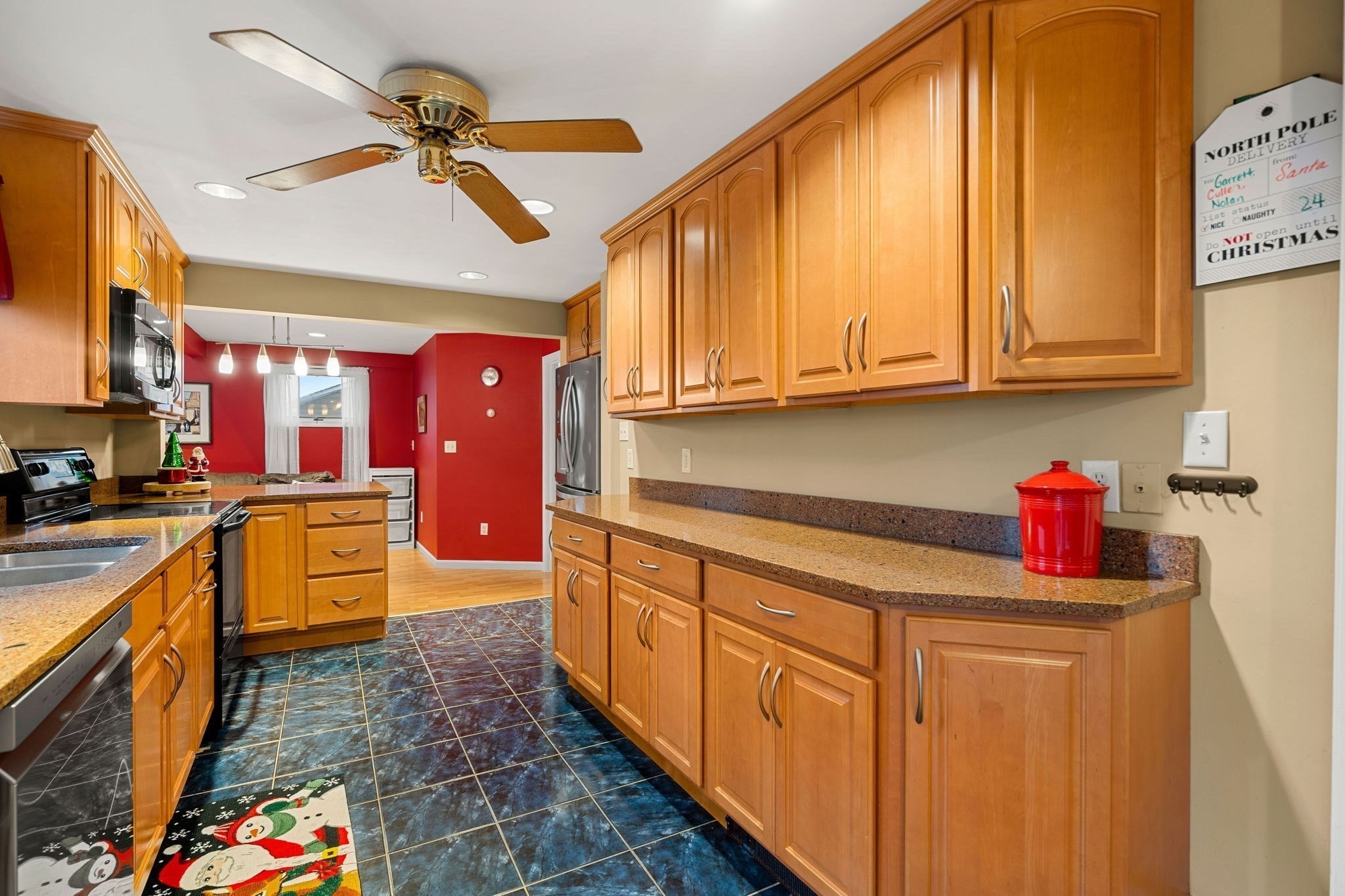 178 Carey Cir, Stoughton, MA 02072 - Image 10