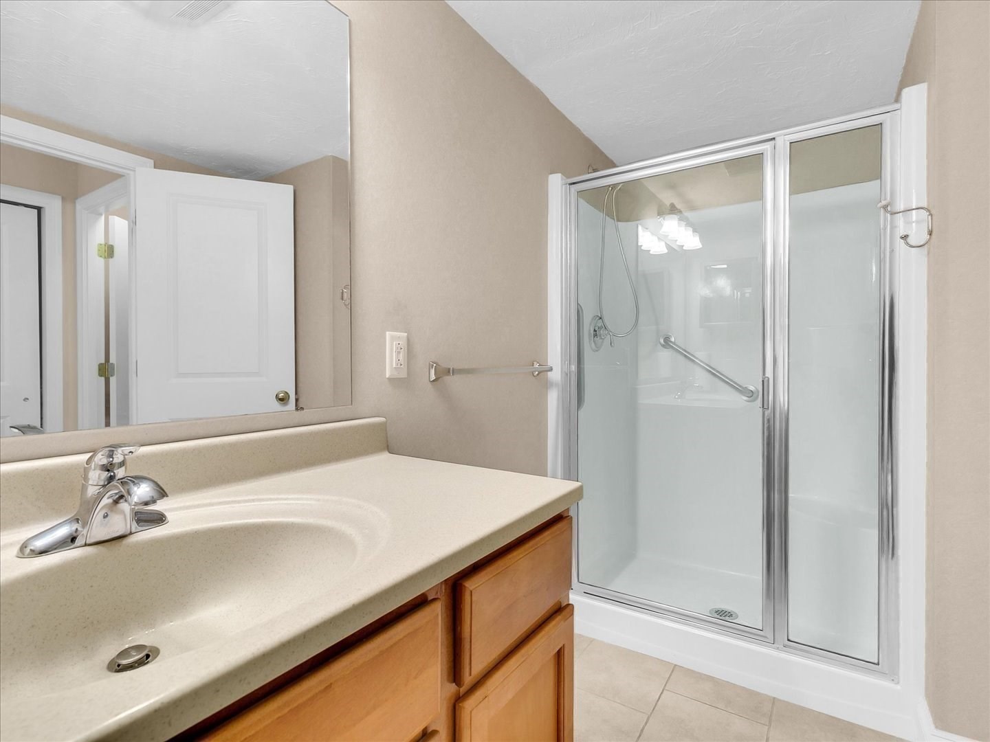 1500 Worcester Rd Unit 221, Framingham, MA 01702 - Image 17