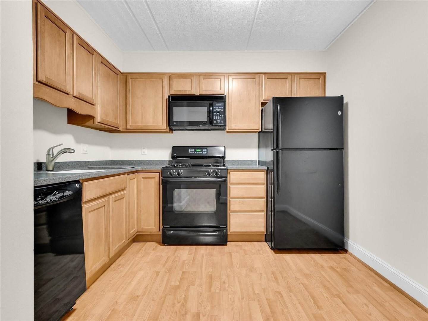 1500 Worcester Rd Unit 221, Framingham, MA 01702 - Image 5