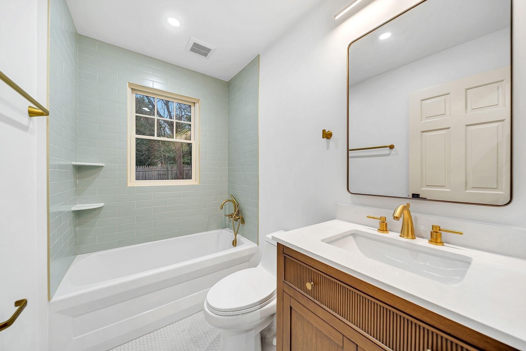 25 Shaw Rd, Wellesley, MA 02481 - Image 17