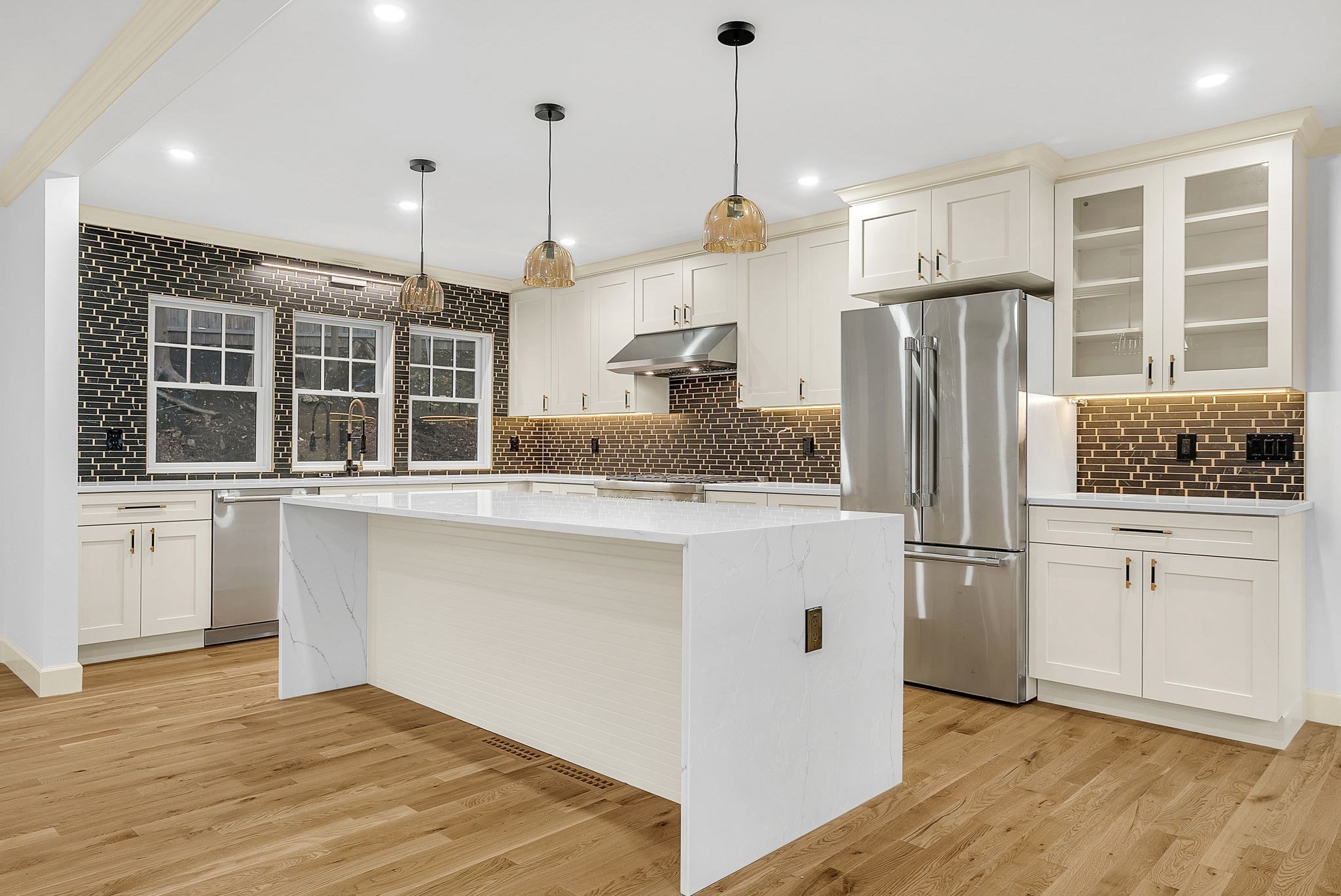 25 Shaw Rd, Wellesley, MA 02481 - Image 4