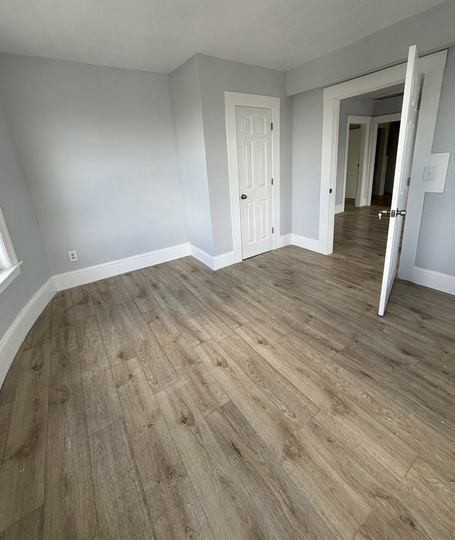 12 Hillside St, Worcester, MA 01610 - Image 11