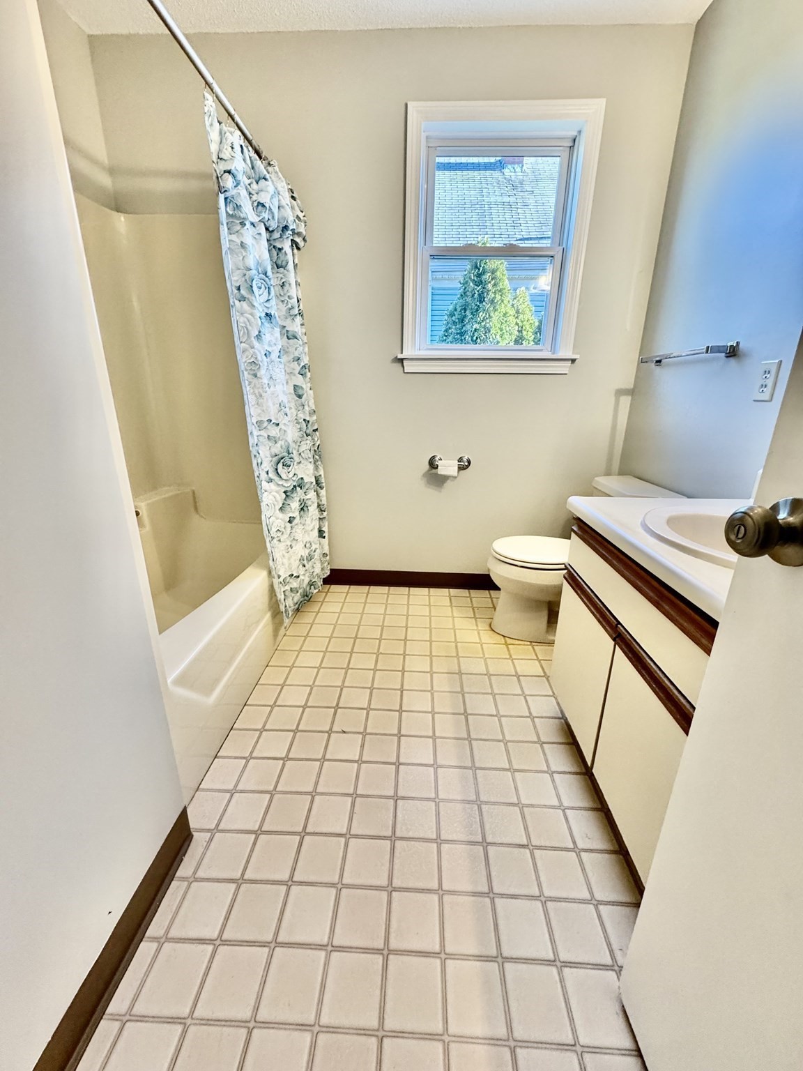 36 Irving St Unit B, Salem, MA 01970 - Image 13