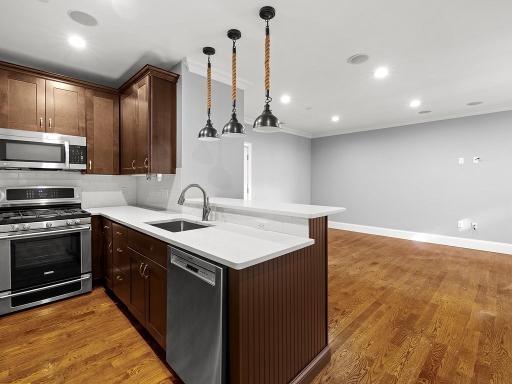 360 W 2nd St Unit 14, South Boston, Boston, MA 02127 - Image 3