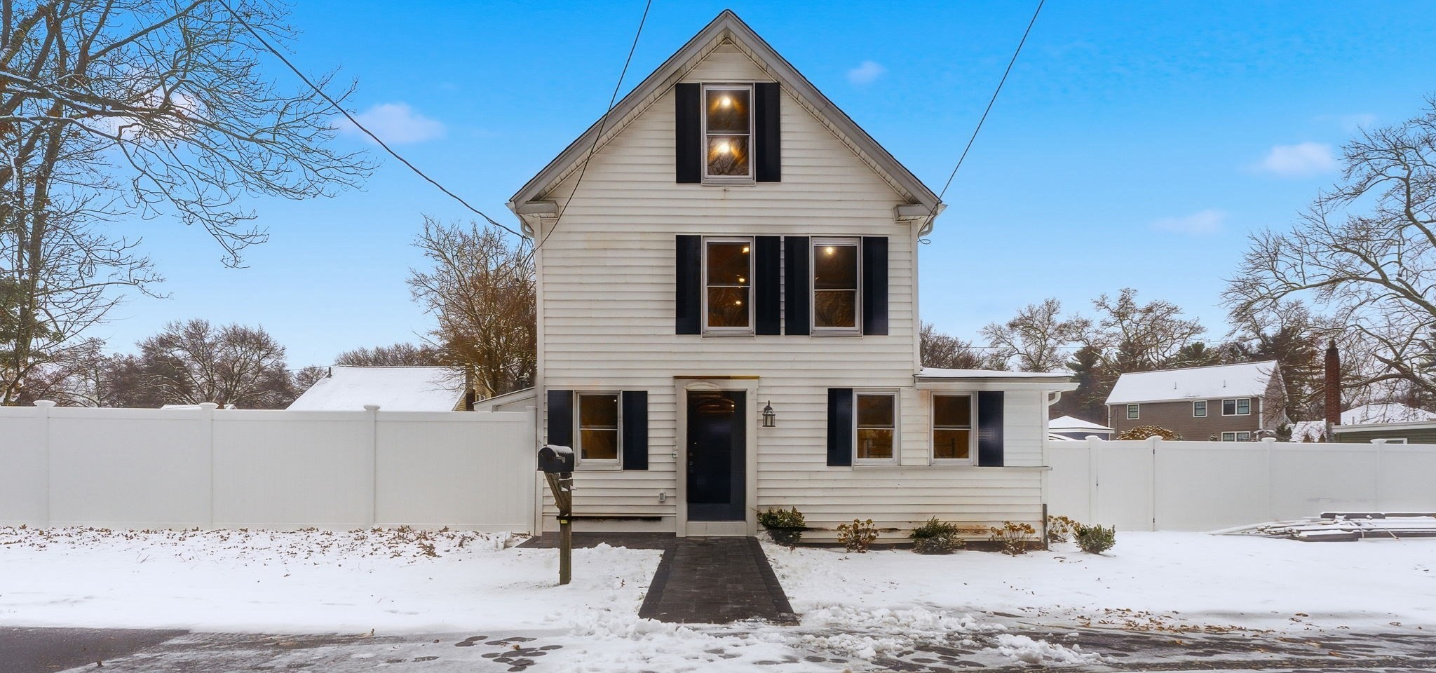 35 Oak St, Tewksbury, MA 01876 - Image 2