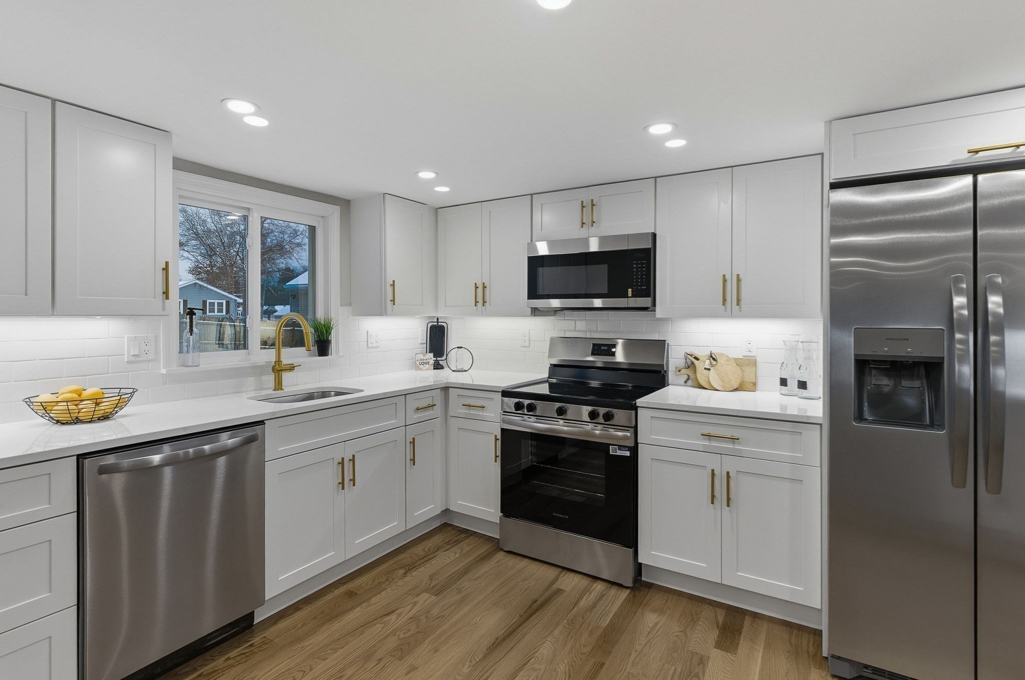 35 Oak St, Tewksbury, MA 01876 - Image 6