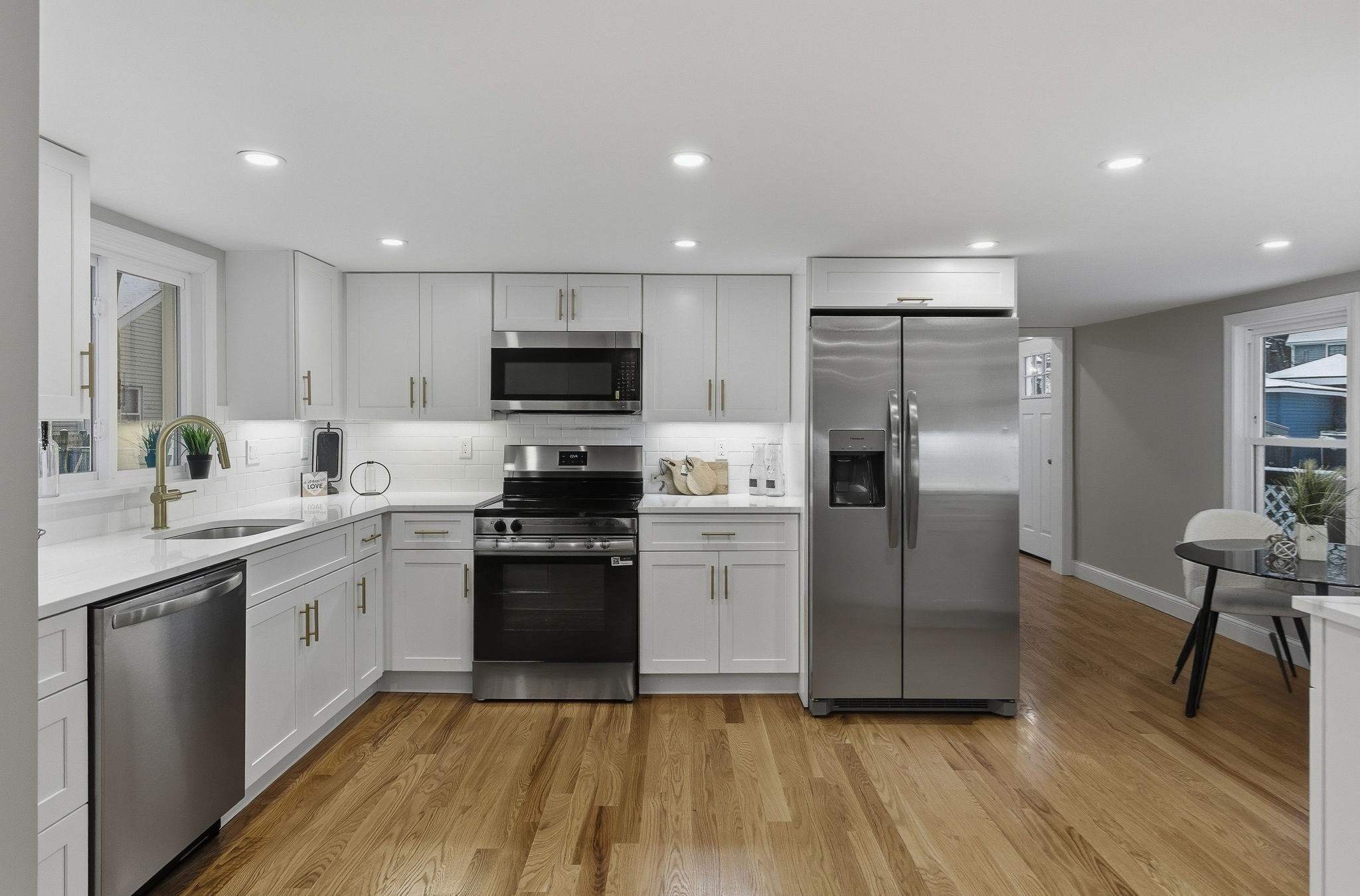 35 Oak St, Tewksbury, MA 01876 - Image 7