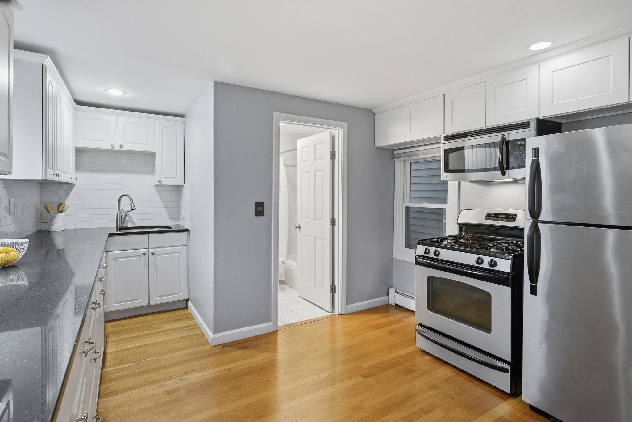 528 E 3rd St Unit 2, South Boston, Boston, MA 02127 - Image 2