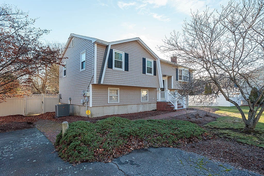 18 Winn Valley Drive, Burlington, MA 01803 - Image 3