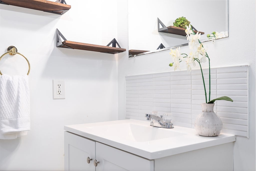 111 Foster Unit 416, Peabody, MA 01960 - Image 23