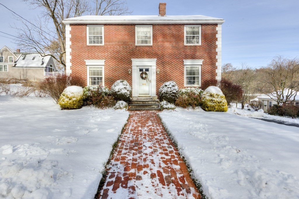 3 Shoreham St, Worcester, MA 01605 - Image 1