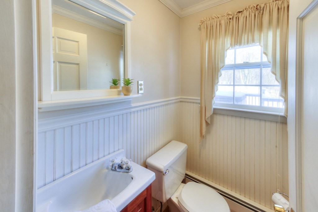 3 Shoreham St, Worcester, MA 01605 - Image 16