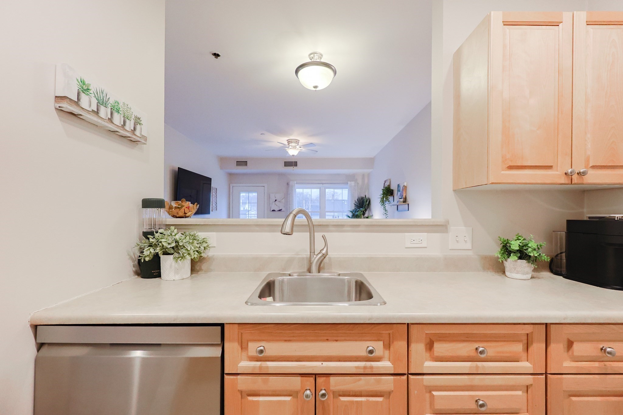 8 Walnut St Unit 209, Peabody, MA 01960 - Image 6