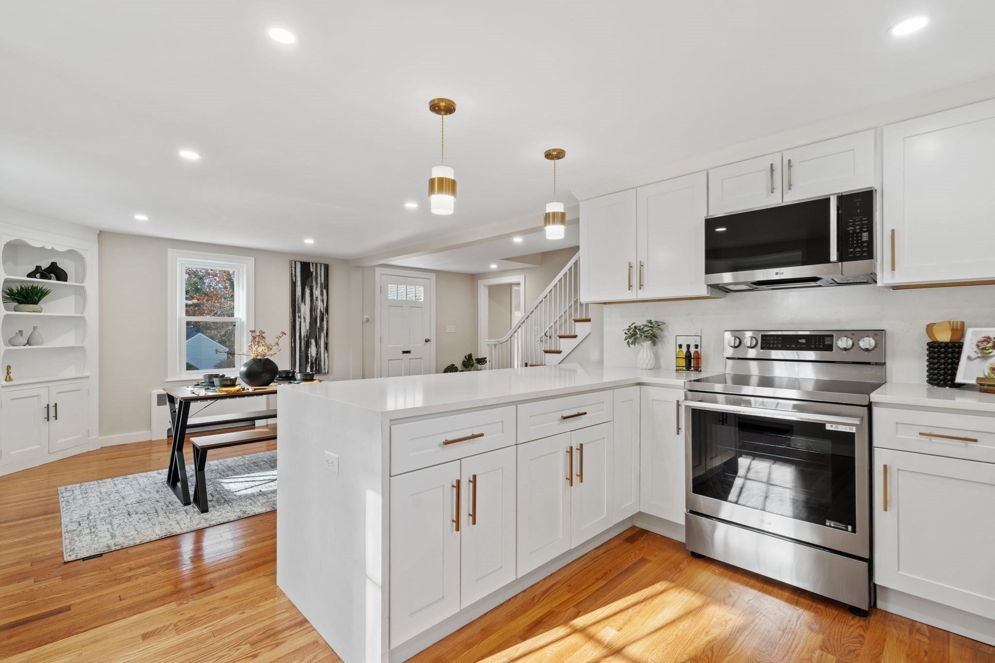 6 Puritan Ln, Dedham, MA 02026 - Image 3