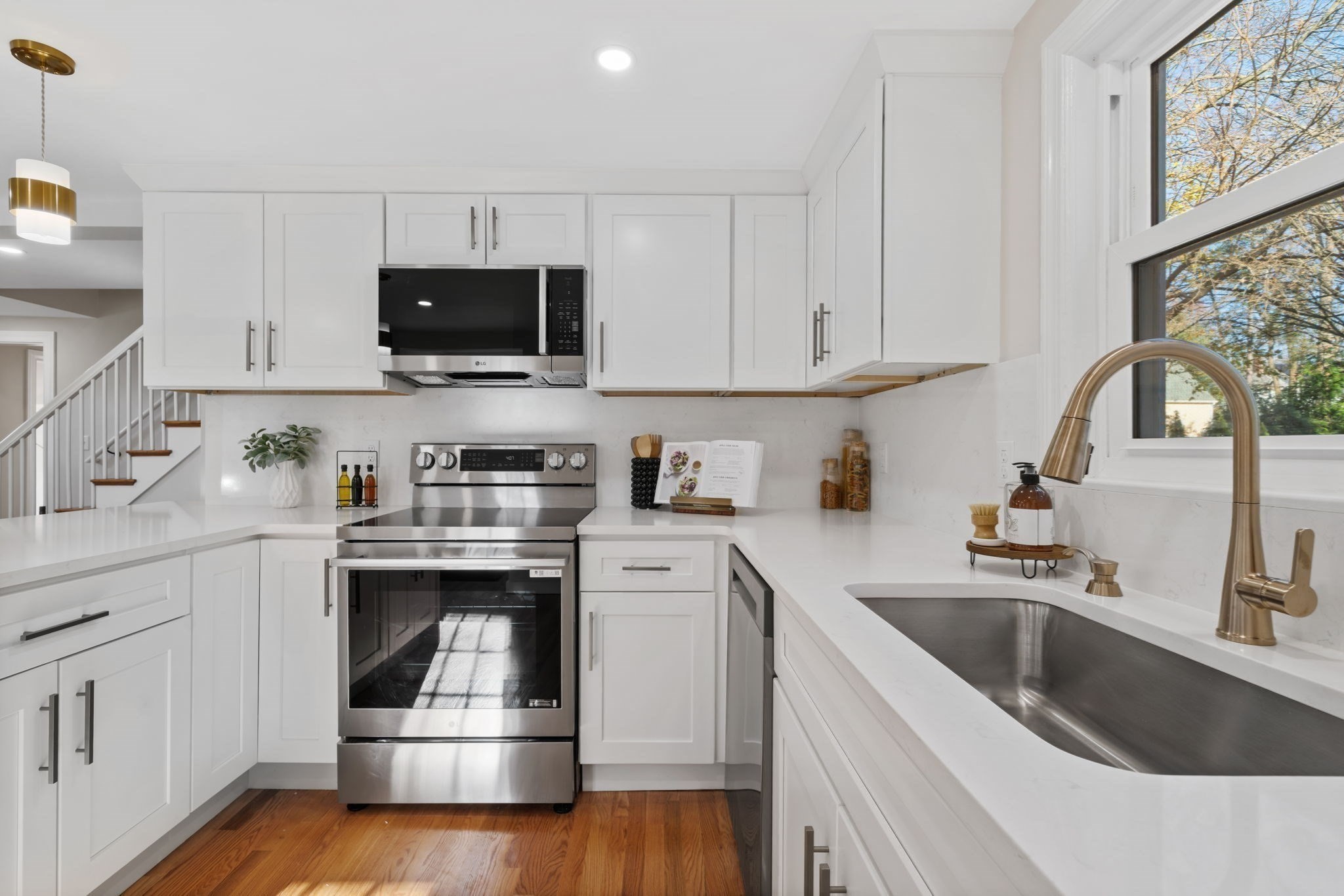 6 Puritan Ln, Dedham, MA 02026 - Image 4