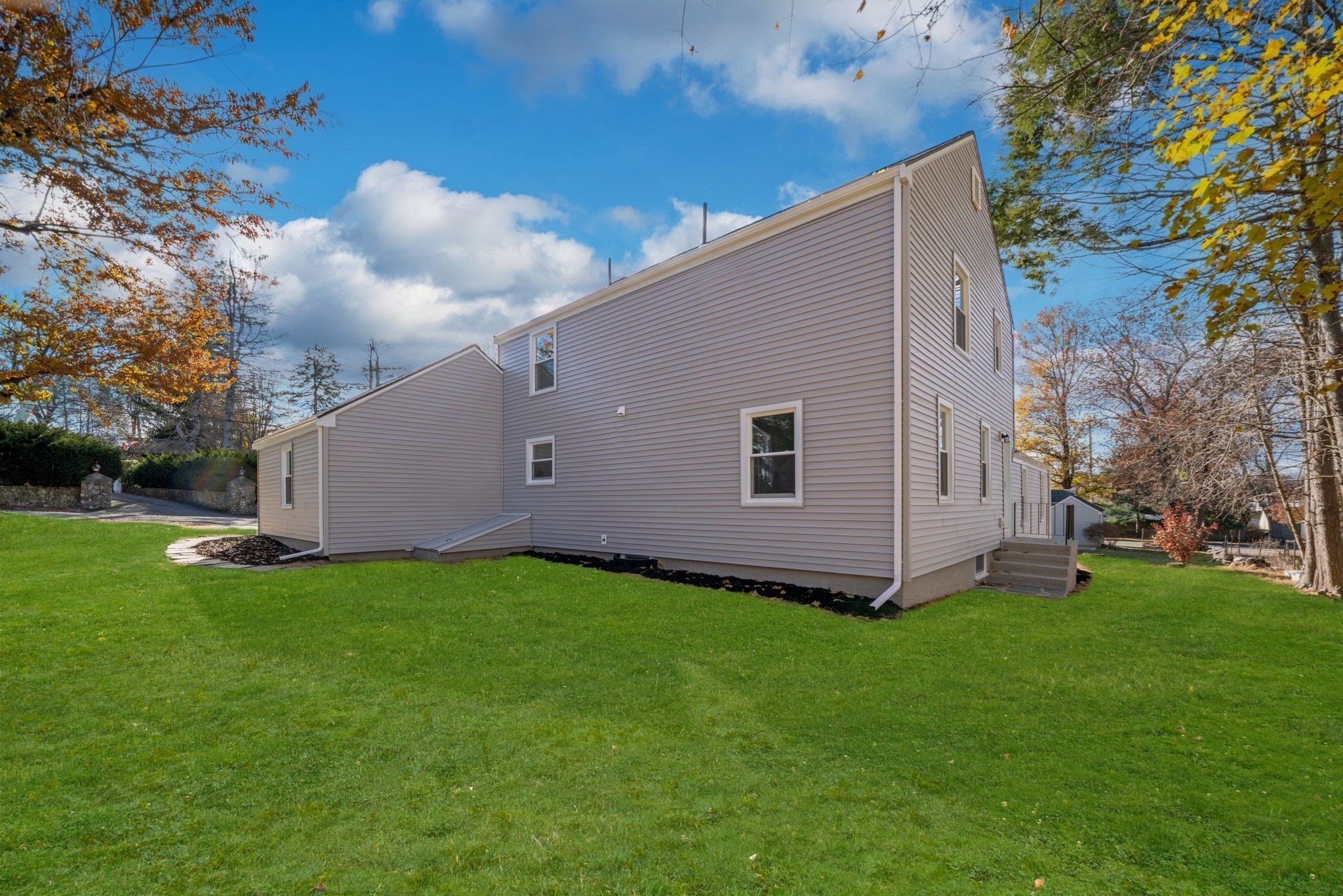 6 Puritan Ln, Dedham, MA 02026 - Image 35