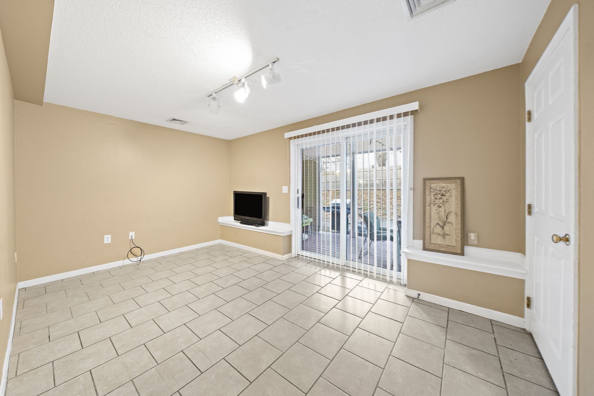 86 Abington Rd Unit 86, Danvers, MA 01923 - Image 25