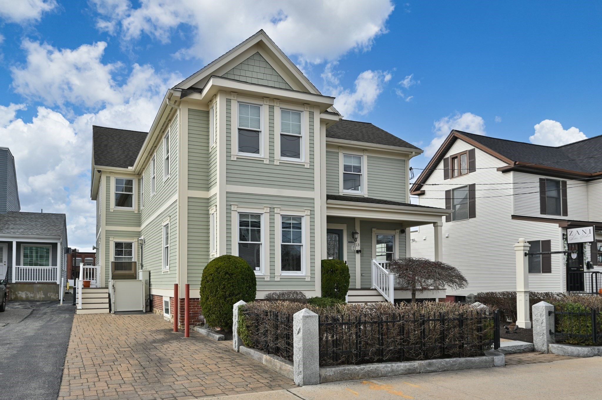 13 Bartlet St, Andover, MA 01810 - Image 4